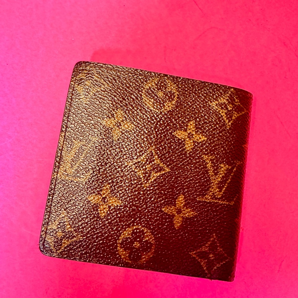 Louis Vuitton Monogram man’s wallet - Picture 7 of 11